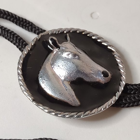 Black And Silver Tone Horse Head Bolo Tie - Picture 8 of 11
